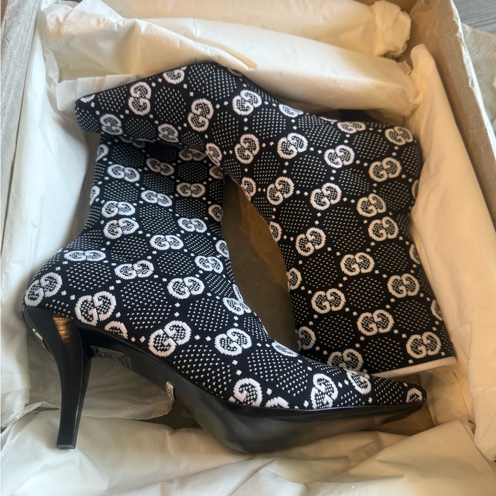 Gucci Black and White Ankle Boots with Iconic Design